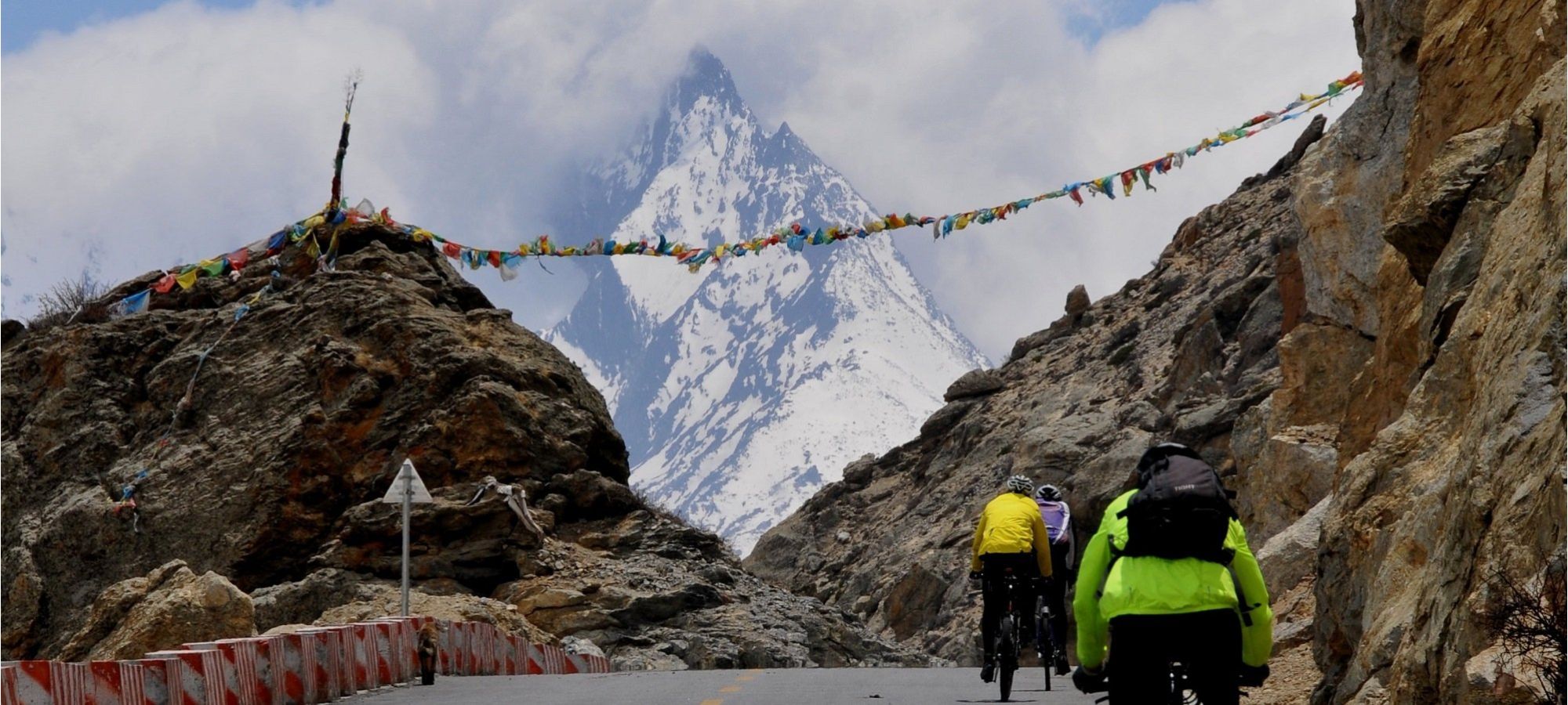 Cycling Lhasa to Kathmandu 